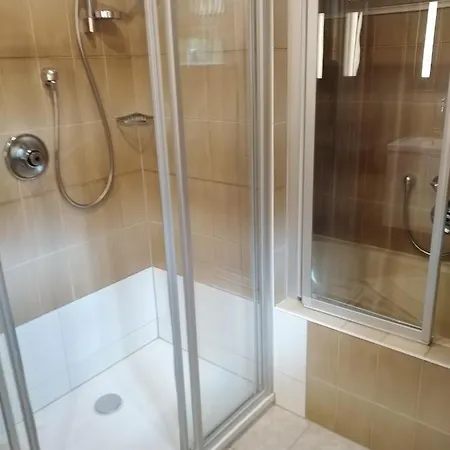 克伦姆瑟之家公寓 * 巴德小基希海姆